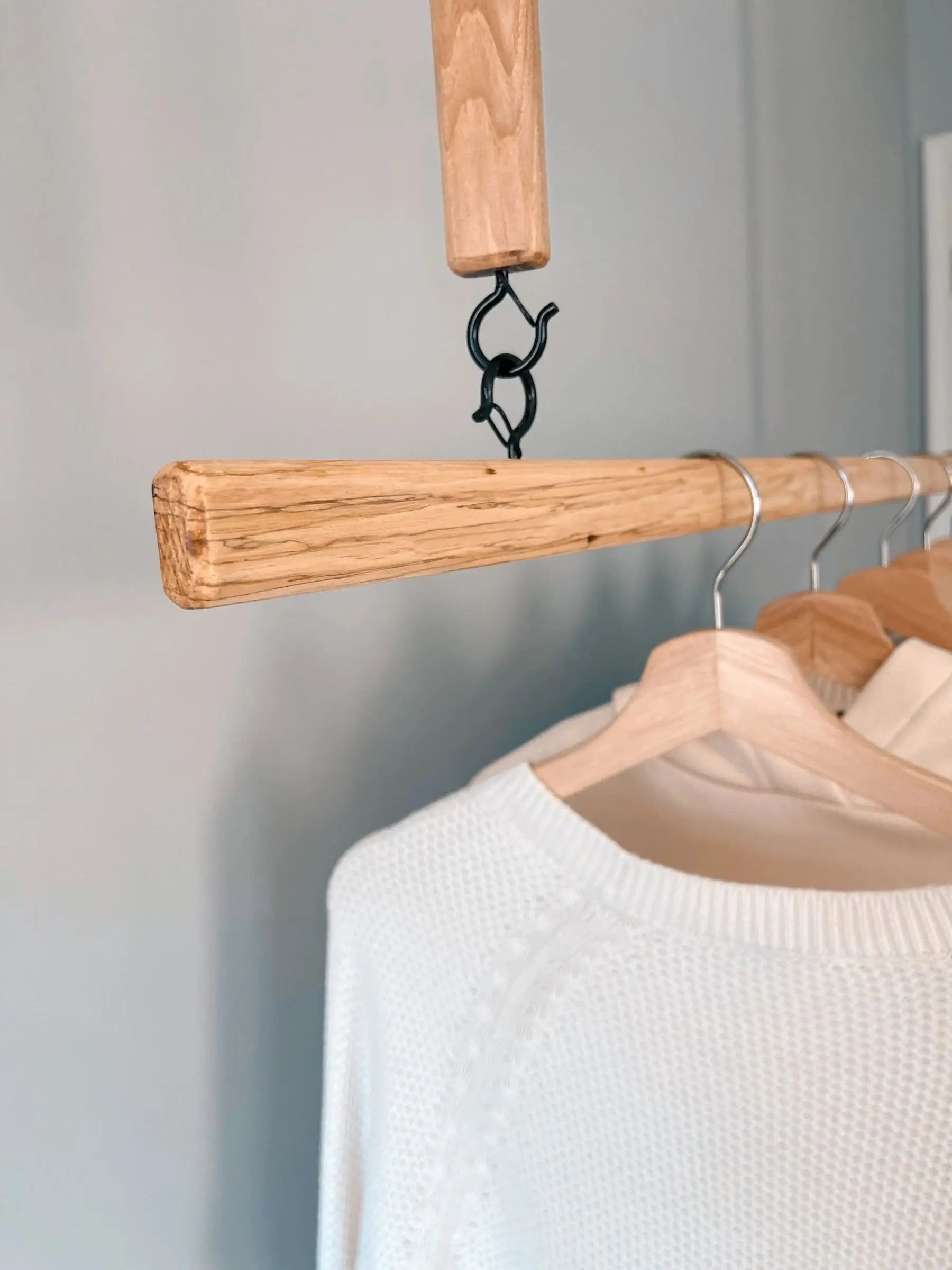 Wooden ceiling rack with metal brackets – ideal for functional and aesthetic storage