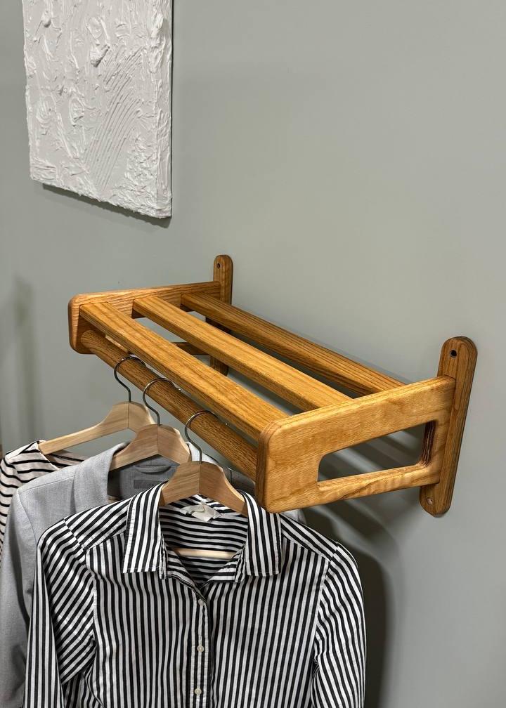 Wall-Mounted Clothing Rack with Shelf – Solid Oak Hanger