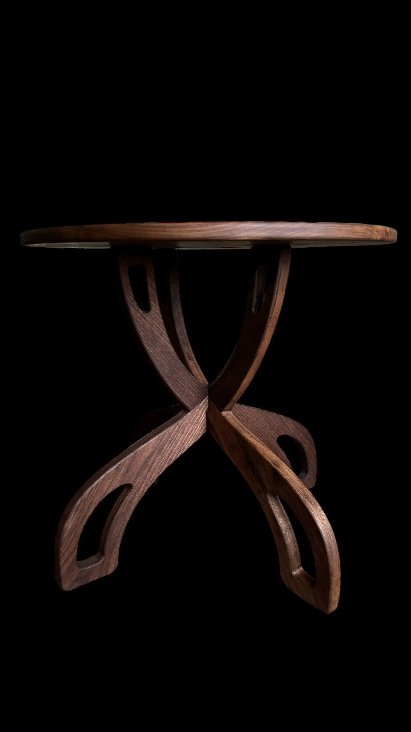 Low-profile coffee table with smooth edges – solid construction and handcrafted charm