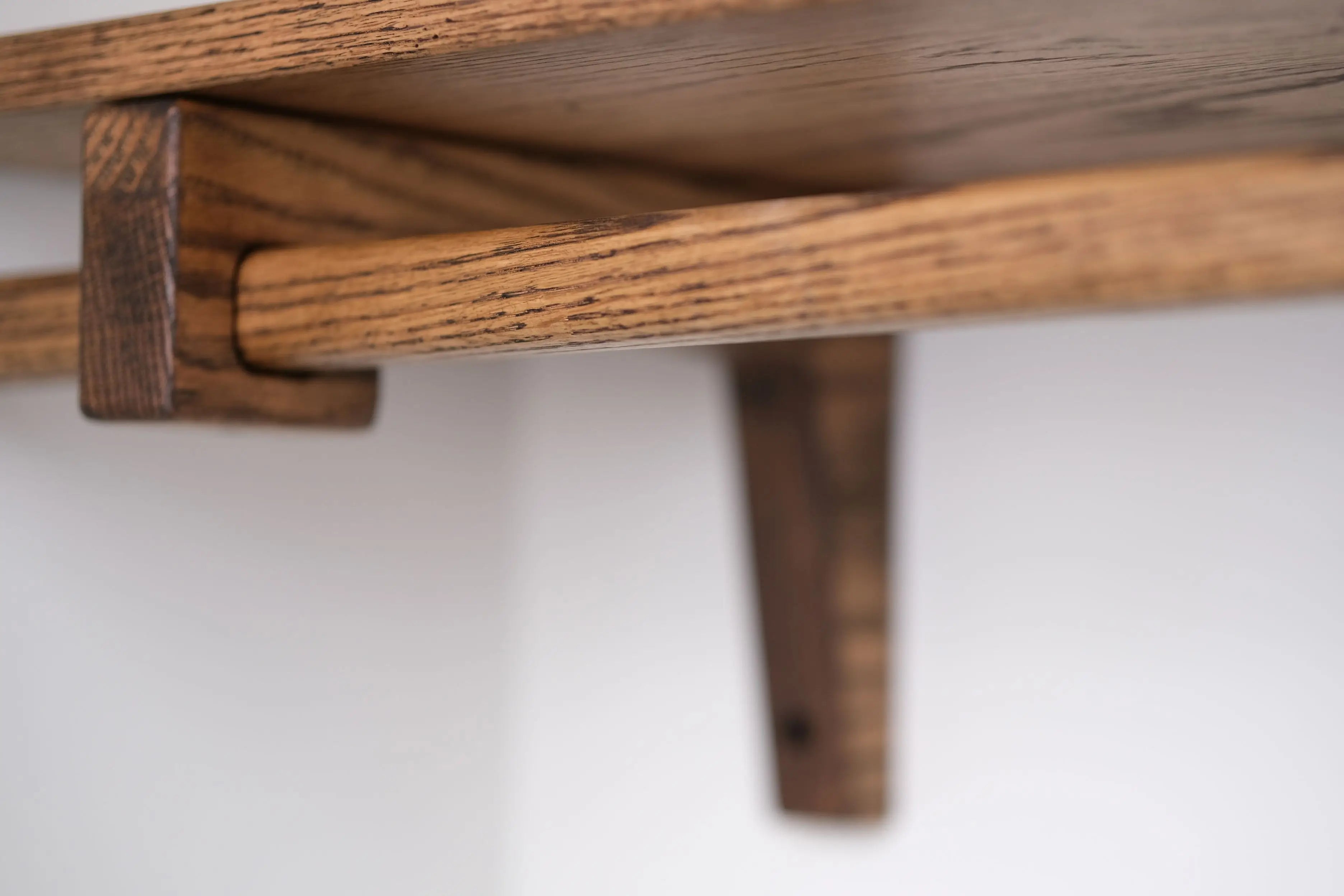 Natural oak closet shelf with rich dark tone – eco-friendly and functional design