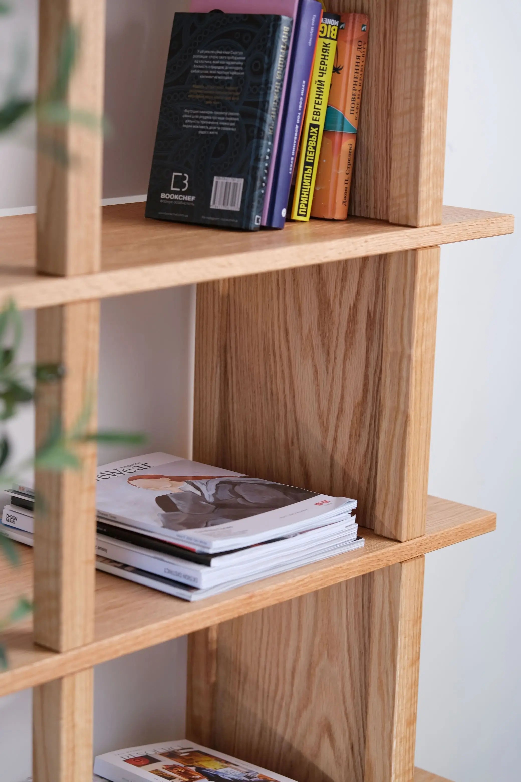 Silyl open shelf bookcase – elegant and functional storage for any living space
