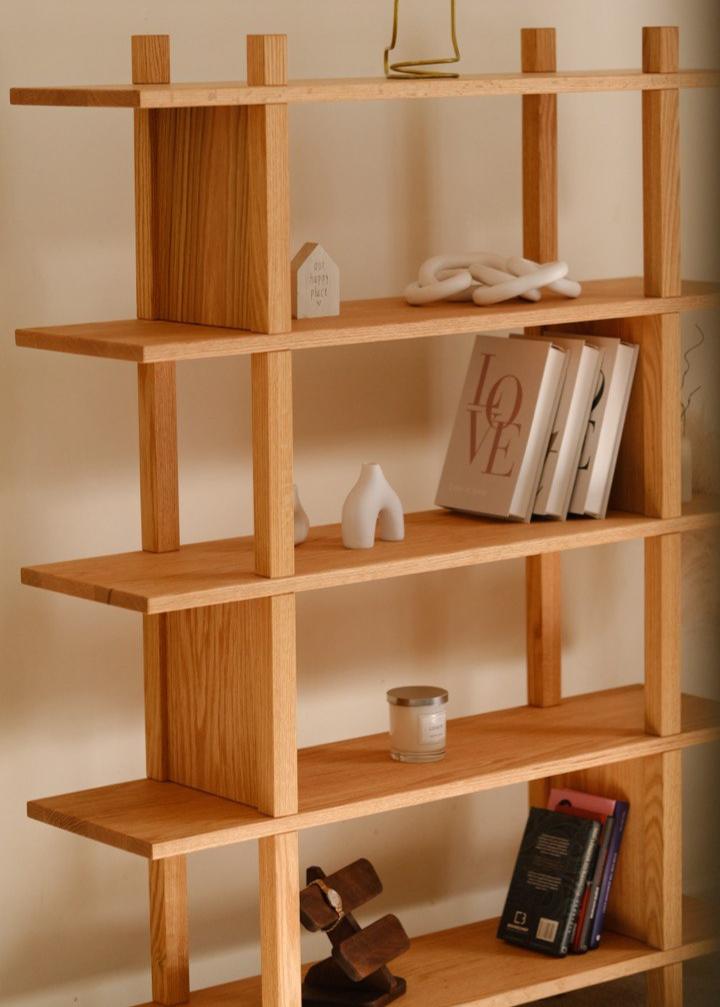 Struttura Solid Oak Bookshelf – Tool-Free, Custom Handmade Shelf