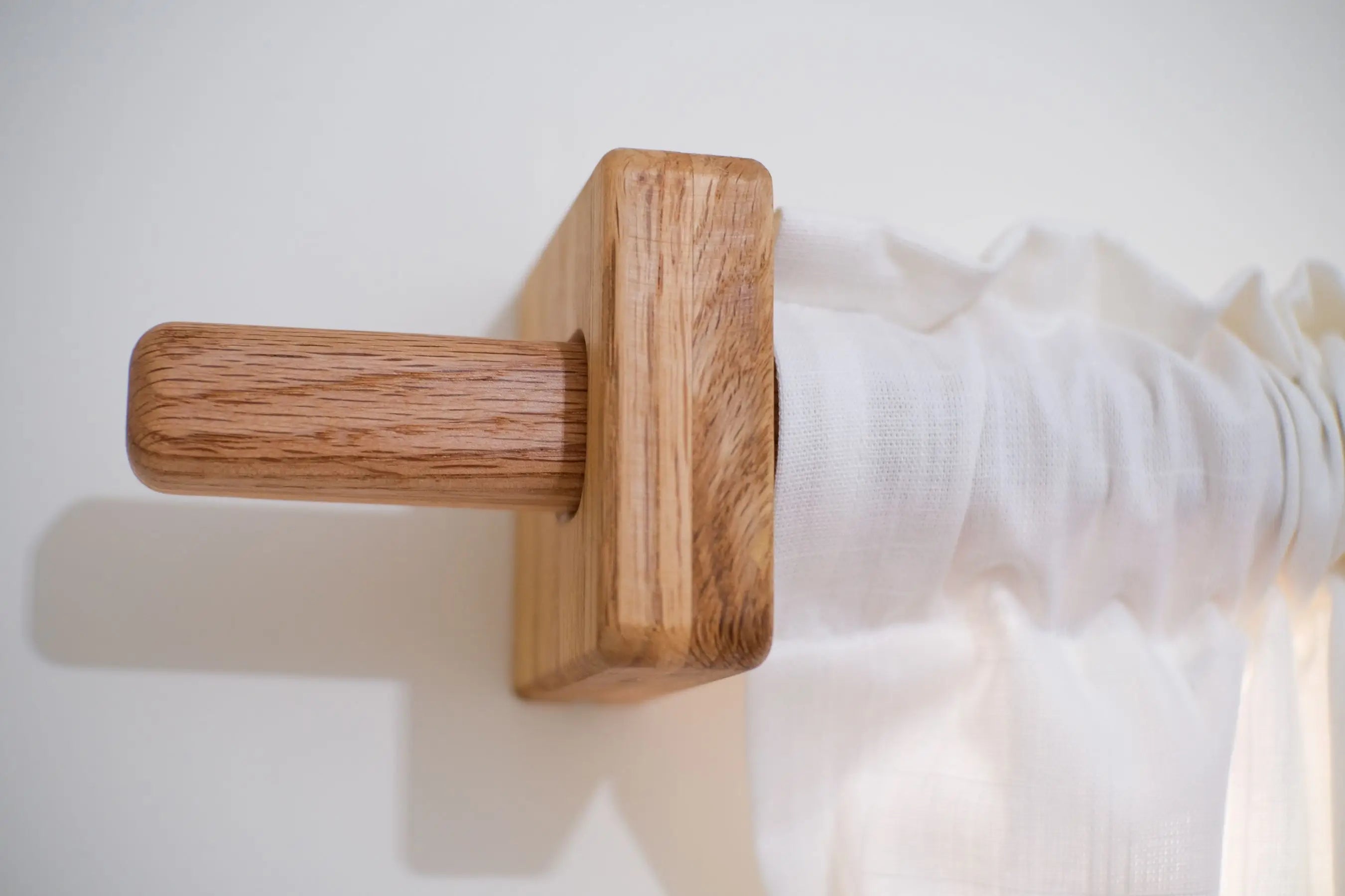 Window curtain rod made of real wood – ideal for living room, bedroom, or office